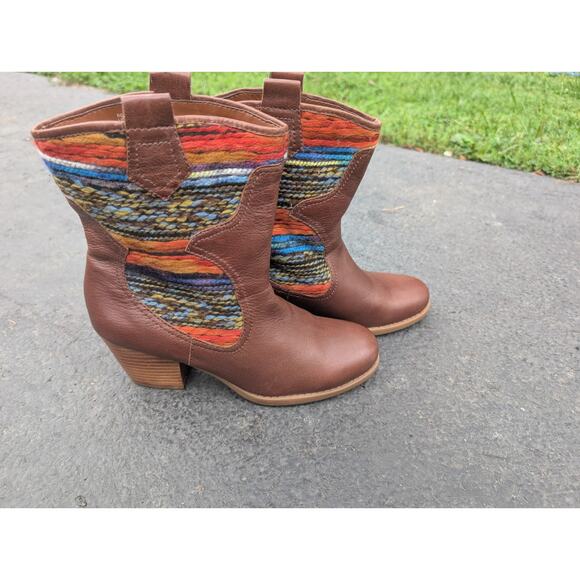 Bandolino Womens BDZAMEN Multicolor Woven Leather Ankle Boots 7M Aztec Western - Picture 5 of 8